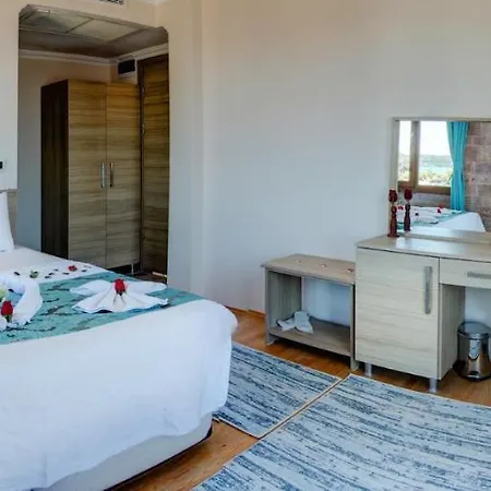 فندق مبيت وإفطار Cunda Bal 3*