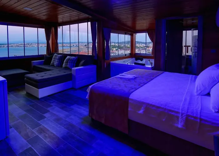 Cunda Bal 3* Ayvalı