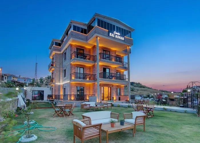 Frühstückspension Cunda Bal